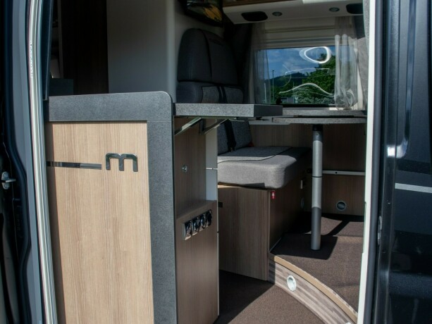 malibu-van-gt-640-le-k-skyview-charming-diesel-2023-big-34
