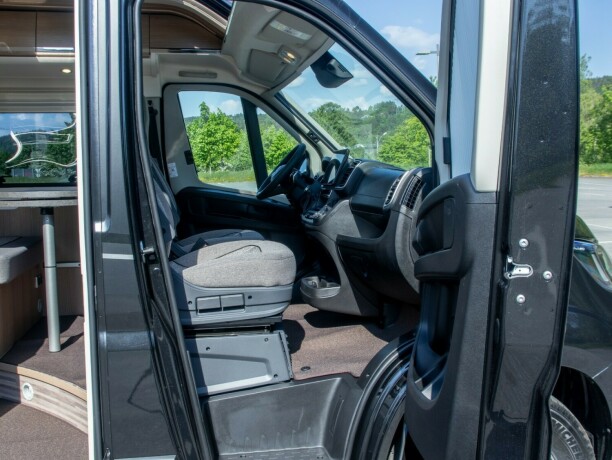 malibu-van-gt-640-le-k-skyview-charming-diesel-2023-big-29