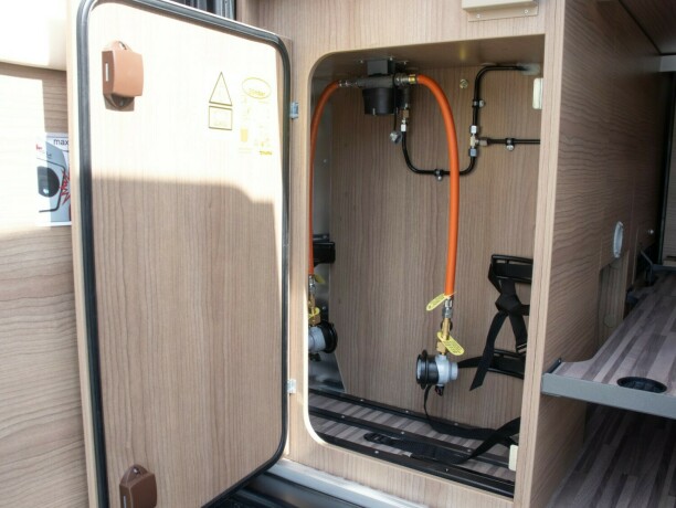 malibu-van-gt-640-le-k-skyview-charming-diesel-2023-big-17
