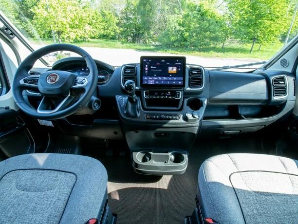 malibu-van-gt-640-le-k-skyview-charming-diesel-2023-big-27