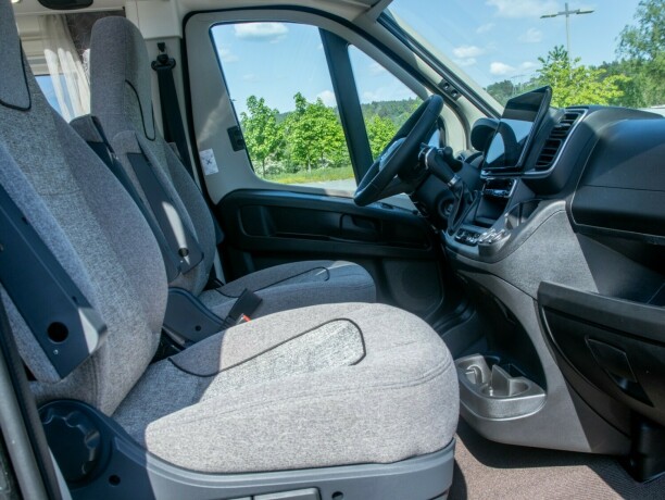 malibu-van-gt-640-le-k-skyview-charming-diesel-2023-big-28