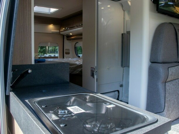 malibu-van-gt-640-le-k-skyview-charming-diesel-2023-big-36