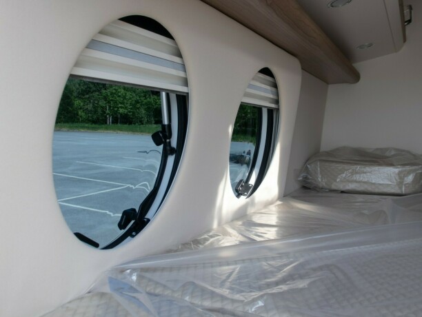 malibu-van-gt-640-le-k-skyview-charming-diesel-2023-big-16