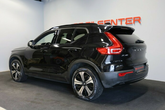 volvo-xc-40-elektrisitet-2023-big-3