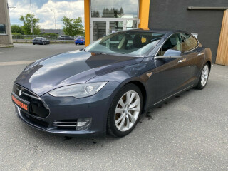 TESLA | Model S | Elektrisitet | 2014