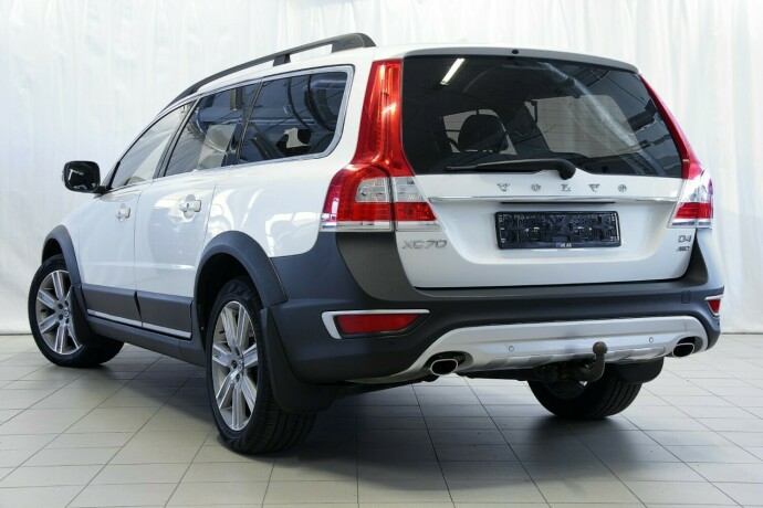 volvo-xc-70-diesel-2016-big-4