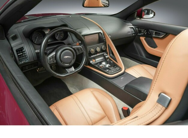 jaguar-f-type-bensin-2014-big-16