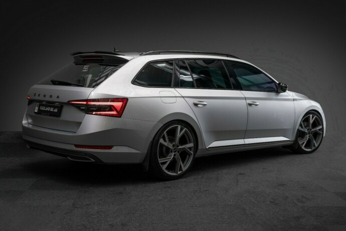 skoda-superb-diesel-2021-big-9