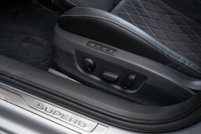 skoda-superb-diesel-2021-big-31