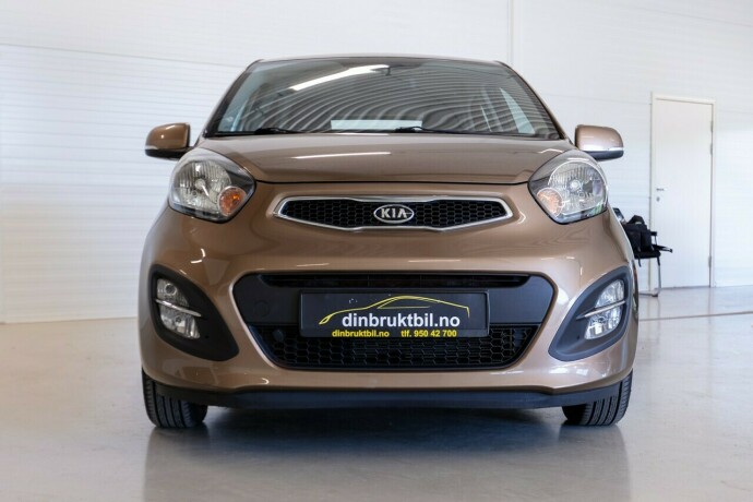 kia-picanto-bensin-2012-big-6