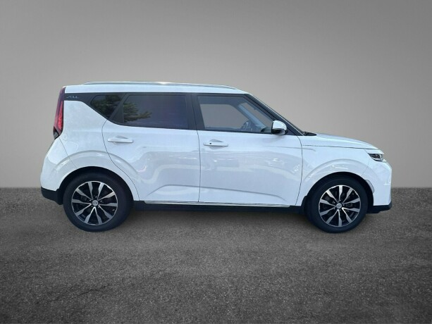 kia-soul-elektrisitet-2022-big-3