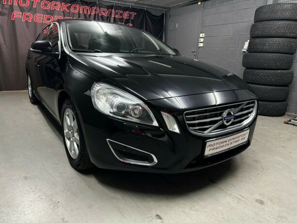 volvo-s60-diesel-2012-big-1