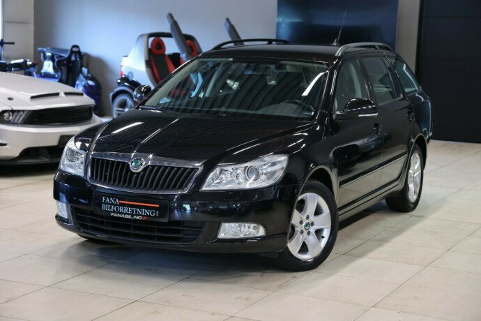 skoda-octavia-bensin-2013-big-0