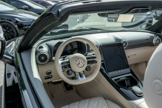 mercedes-benz-sl-bensin-2024-big-11