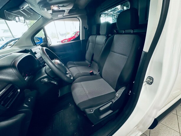 toyota-proace-city-diesel-2022-big-10