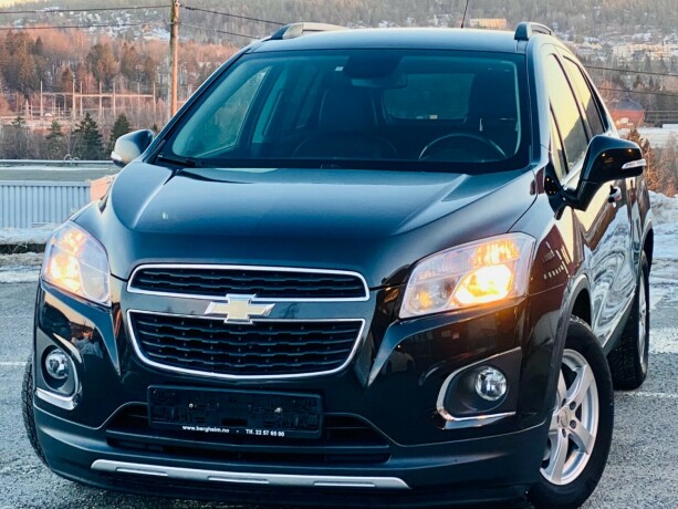 chevrolet-trax-bensin-2014-big-1