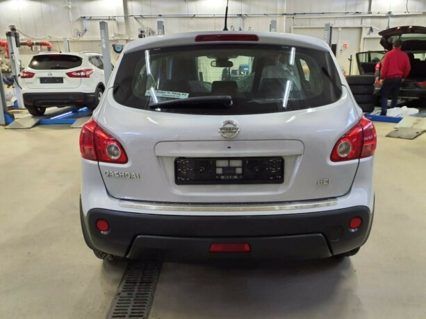 nissan-qashqai-diesel-2008-big-5