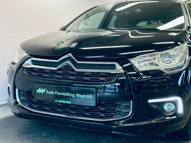 citroen-ds4-diesel-2014-big-3