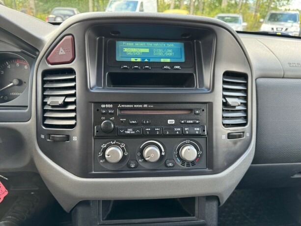 mitsubishi-pajero-diesel-2006-big-20