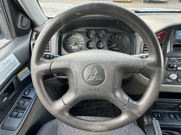 mitsubishi-pajero-diesel-2006-big-18