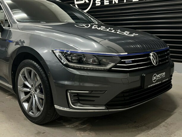 volkswagen-passat-elektrisitetbensin-2016-big-1