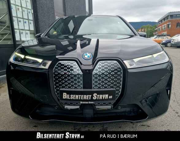 bmw-ix-xdrive-50-elektrisitet-2021-big-0