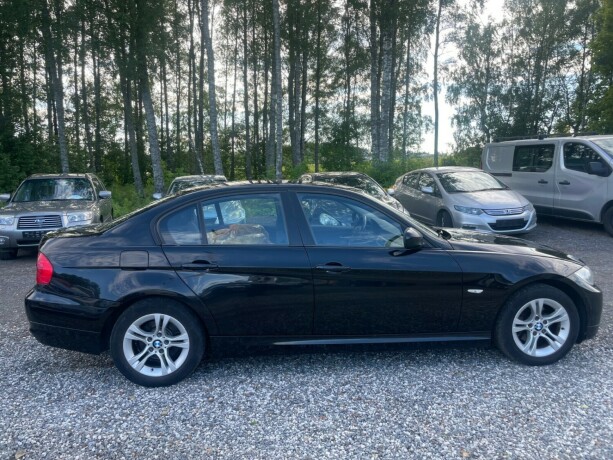 bmw-3-serie-bensin-2011-big-6