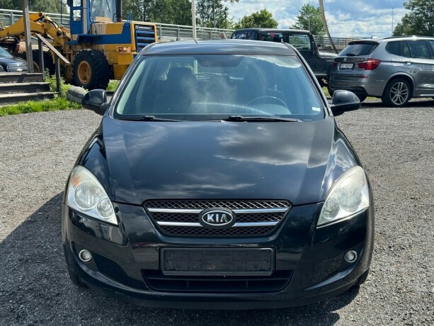 kia-ceed-diesel-2008-big-7