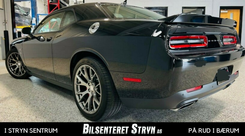 dodge-challenger-bensin-2015-big-2