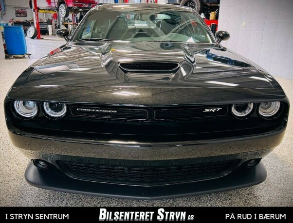 dodge-challenger-bensin-2015-big-4