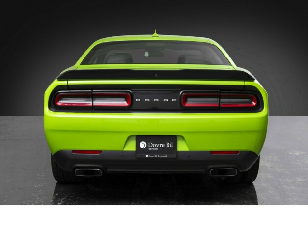 dodge-challenger-bensin-2015-big-12