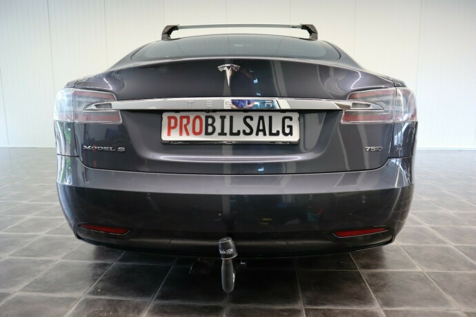 tesla-model-s-elektrisitet-2017-big-16