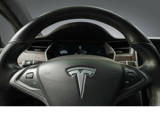 tesla-model-x-elektrisitet-2019-big-20