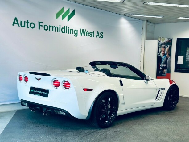 chevrolet-corvette-bensin-2011-big-8