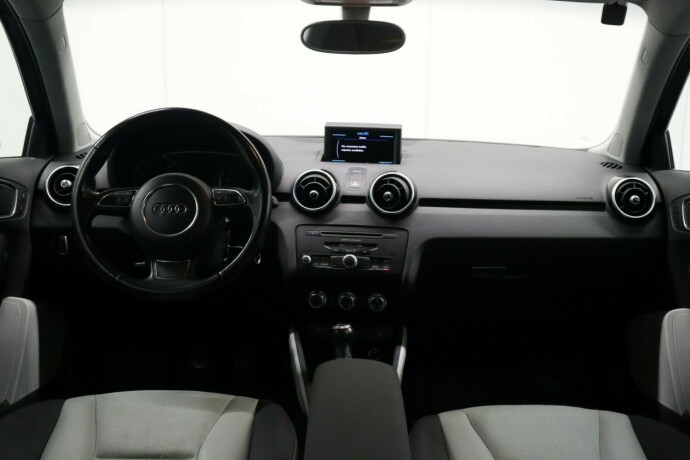 audi-a1-bensin-2011-big-25