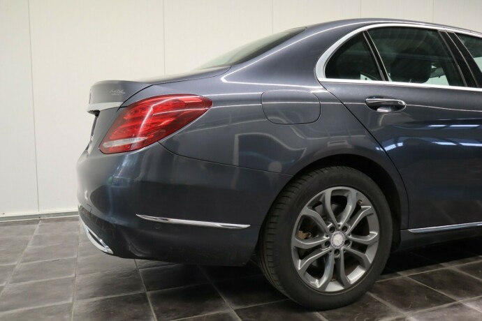 mercedes-benz-c-klasse-bensin-2014-big-9