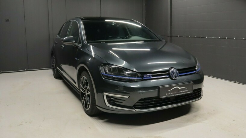 volkswagen-golf-elektrisitetbensin-2016-big-0