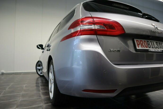 peugeot-308-diesel-2014-big-21