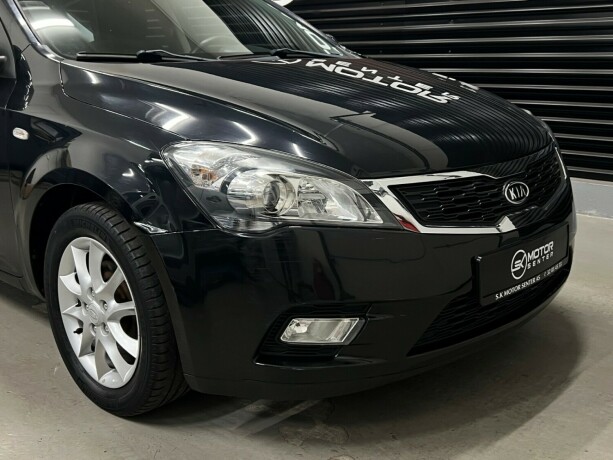 kia-ceed-bensin-2012-big-2