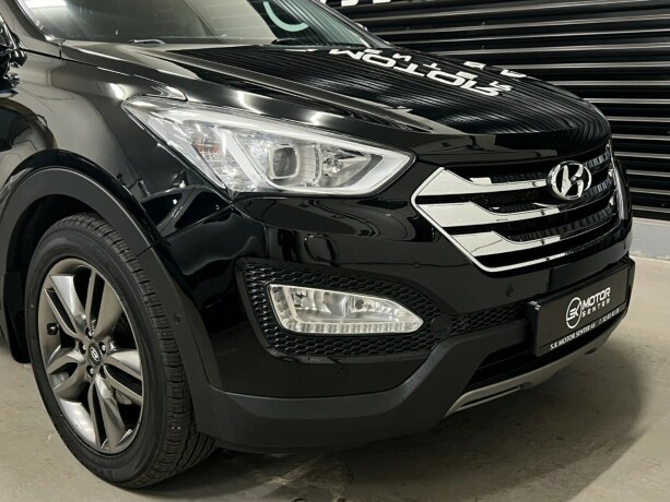 hyundai-santa-fe-diesel-2012-big-2