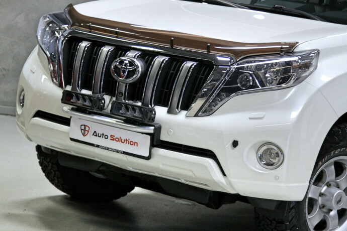 toyota-land-cruiser-diesel-2014-big-30