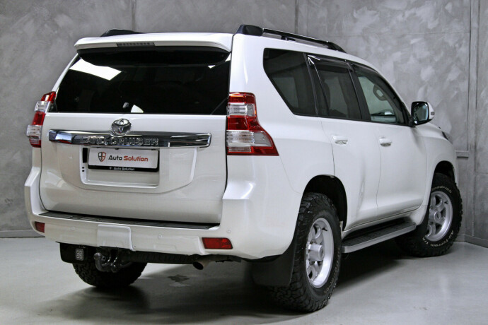 toyota-land-cruiser-diesel-2014-big-1