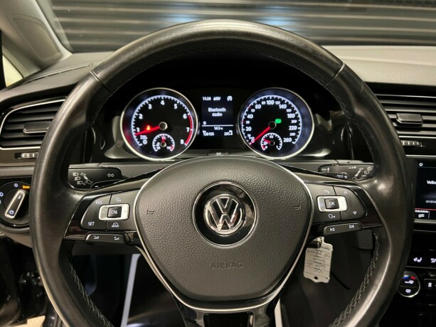 volkswagen-golf-bensin-2016-big-12