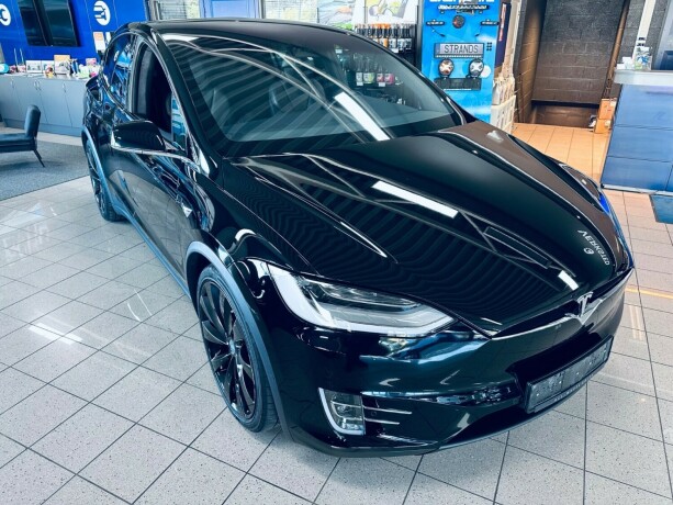 tesla-model-x-elektrisitet-2018-big-8