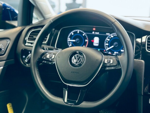 volkswagen-golf-diesel-2019-big-20