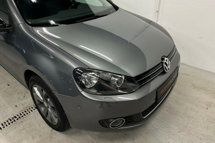 volkswagen-golf-bensin-2011-big-10