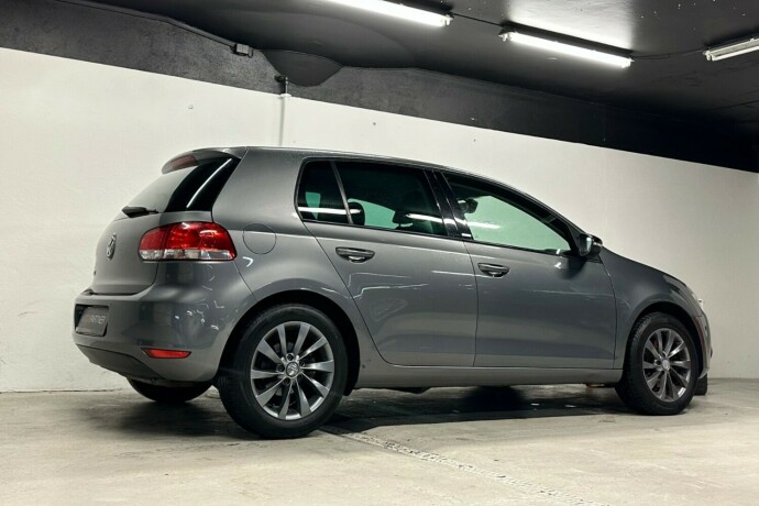 volkswagen-golf-bensin-2011-big-7