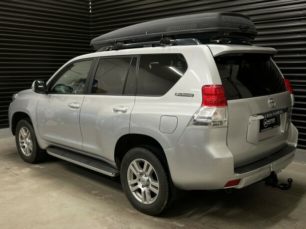 toyota-land-cruiser-diesel-2011-big-1