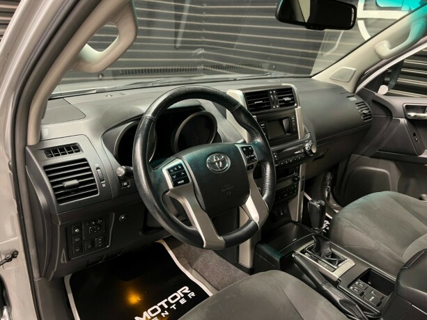 toyota-land-cruiser-diesel-2011-big-11