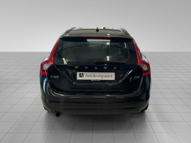 volvo-v60-diesel-2015-big-4